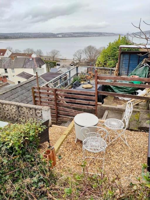 Fishermen'S Cottage With Log Burner, 2 Bathrooms & Sea Views From Garden Terraces Мъмбълс Екстериор снимка