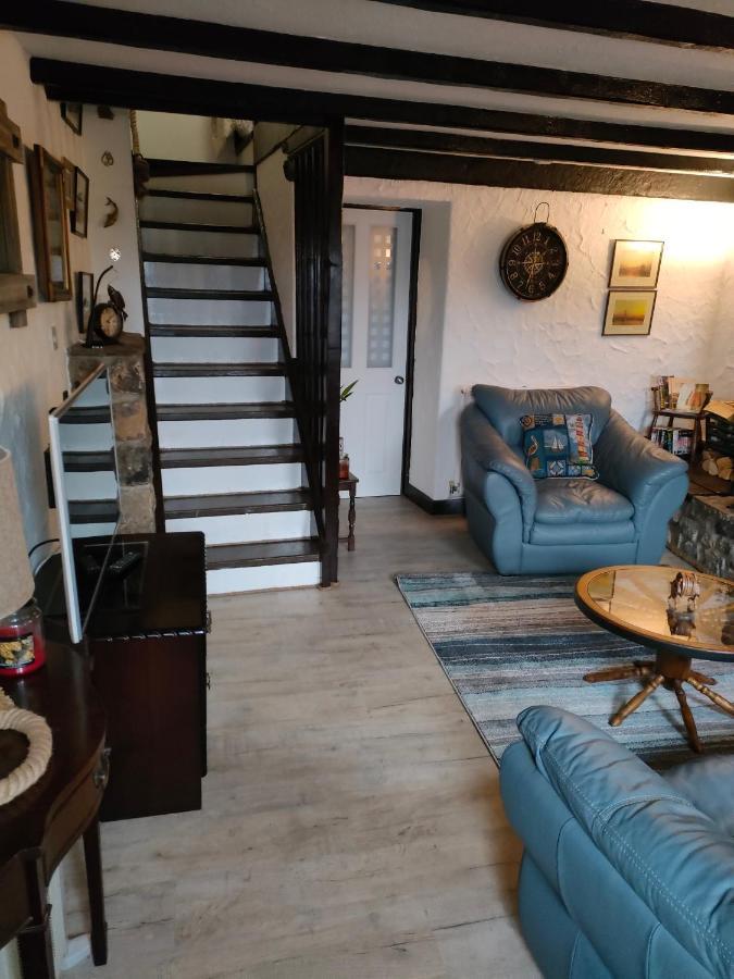 Fishermen'S Cottage With Log Burner, 2 Bathrooms & Sea Views From Garden Terraces Мъмбълс Екстериор снимка