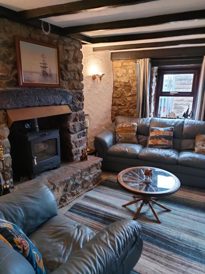 Fishermen'S Cottage With Log Burner, 2 Bathrooms & Sea Views From Garden Terraces Мъмбълс Екстериор снимка