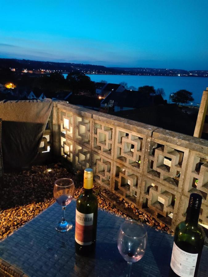 Fishermen'S Cottage With Log Burner, 2 Bathrooms & Sea Views From Garden Terraces Мъмбълс Екстериор снимка