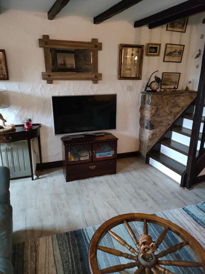 Fishermen'S Cottage With Log Burner, 2 Bathrooms & Sea Views From Garden Terraces Мъмбълс Екстериор снимка