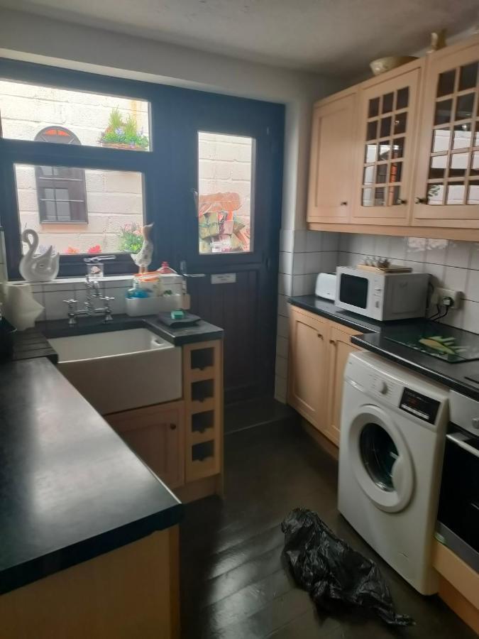 Fishermen'S Cottage With Log Burner, 2 Bathrooms & Sea Views From Garden Terraces Мъмбълс Екстериор снимка